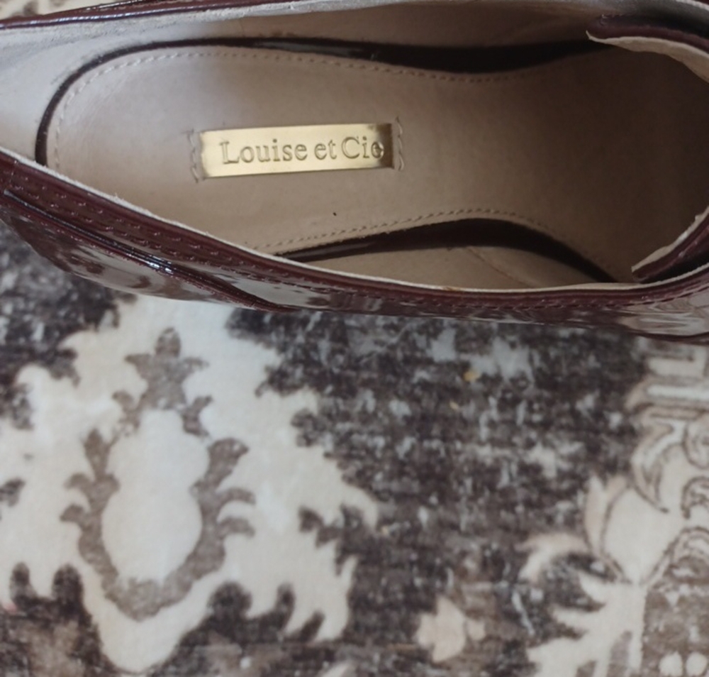 Louise et Cie Burgundy Patent Leather Loafers - Picture 2 of 3